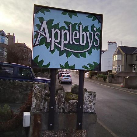 Applebys Guest House Holyhead Zewnętrze zdjęcie