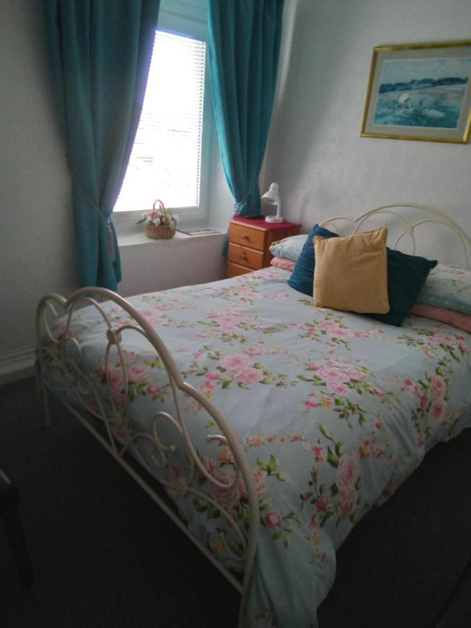 Applebys Guest House Holyhead Zewnętrze zdjęcie