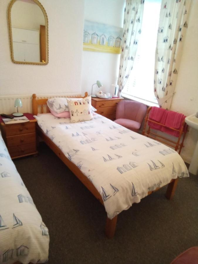 Applebys Guest House Holyhead Pokój zdjęcie